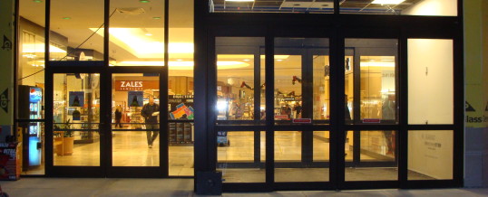 Northeast Door Corporation Installs Entryways at Fox Run Mall in Newington NH